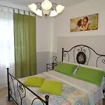 Lägenhetshotell Terra Dei Santi Country House