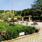 Lägenhetshotell Terra Dei Santi Country House Spello