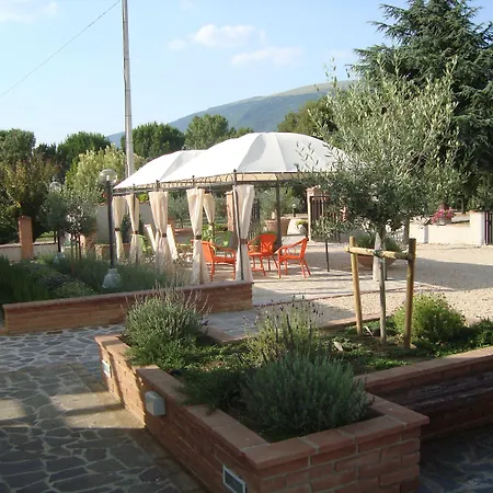 Hotel apartamentowy Terra Dei Santi Spello