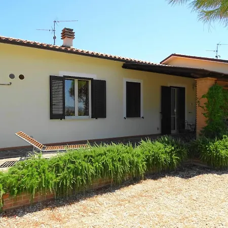 Lägenhetshotell Terra Dei Santi Country House 4*