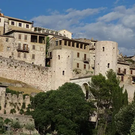 Terra Dei Santi Hotel apartamentowy Spello