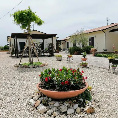 Terra Dei Santi Country House 4*